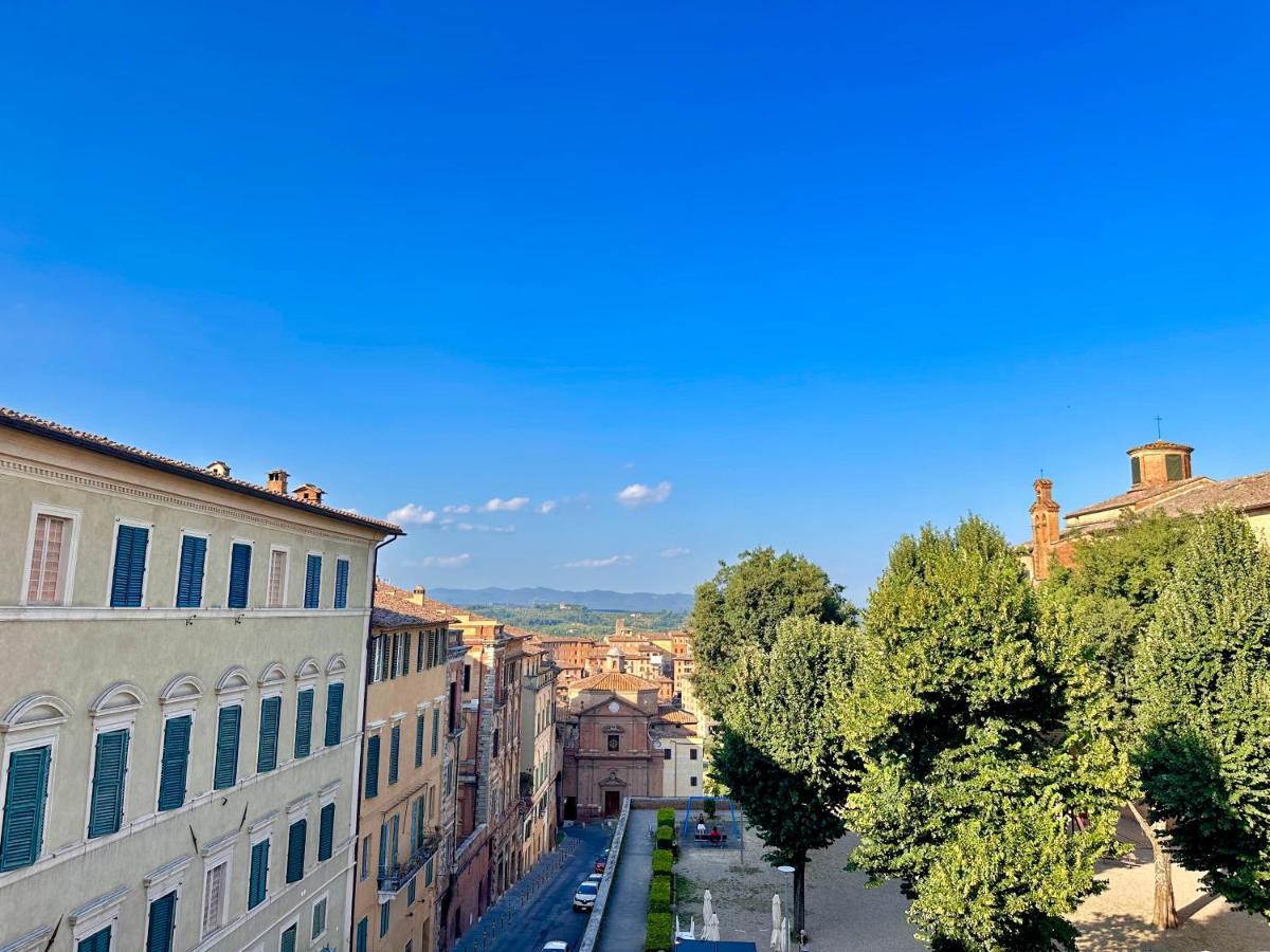 Sisters' Home - Appartamento Nel Centro Storico Con Terrazzo, Aria Condizionata E Vasca Da Bagno Sienne Extérieur photo